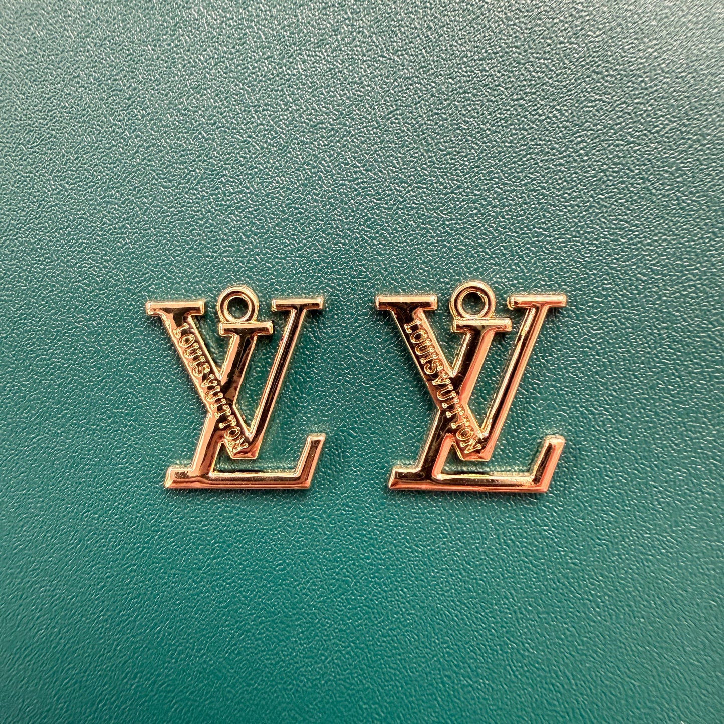L17 (2pcs)