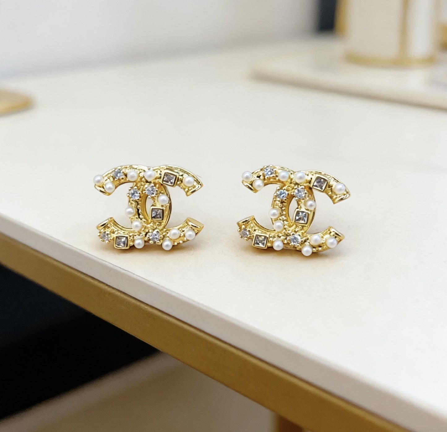 C32 CC Necklace Earrings