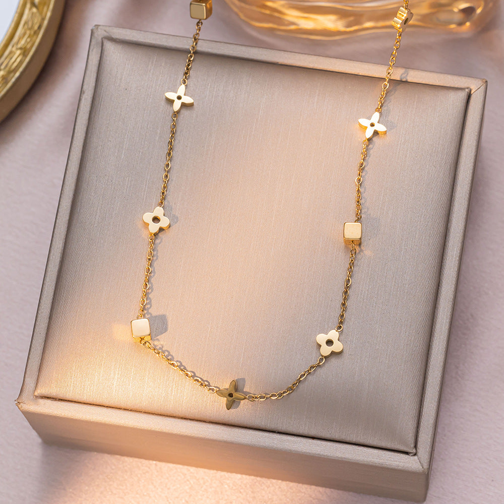 P8 Clover Chains