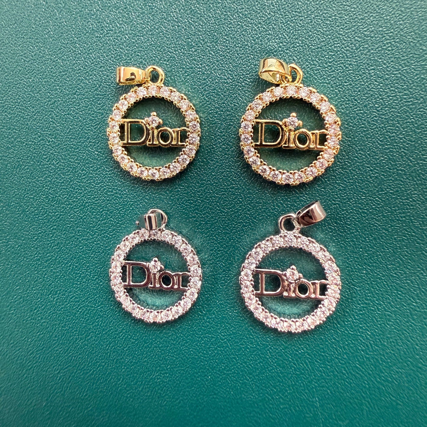 D4 (2pcs)
