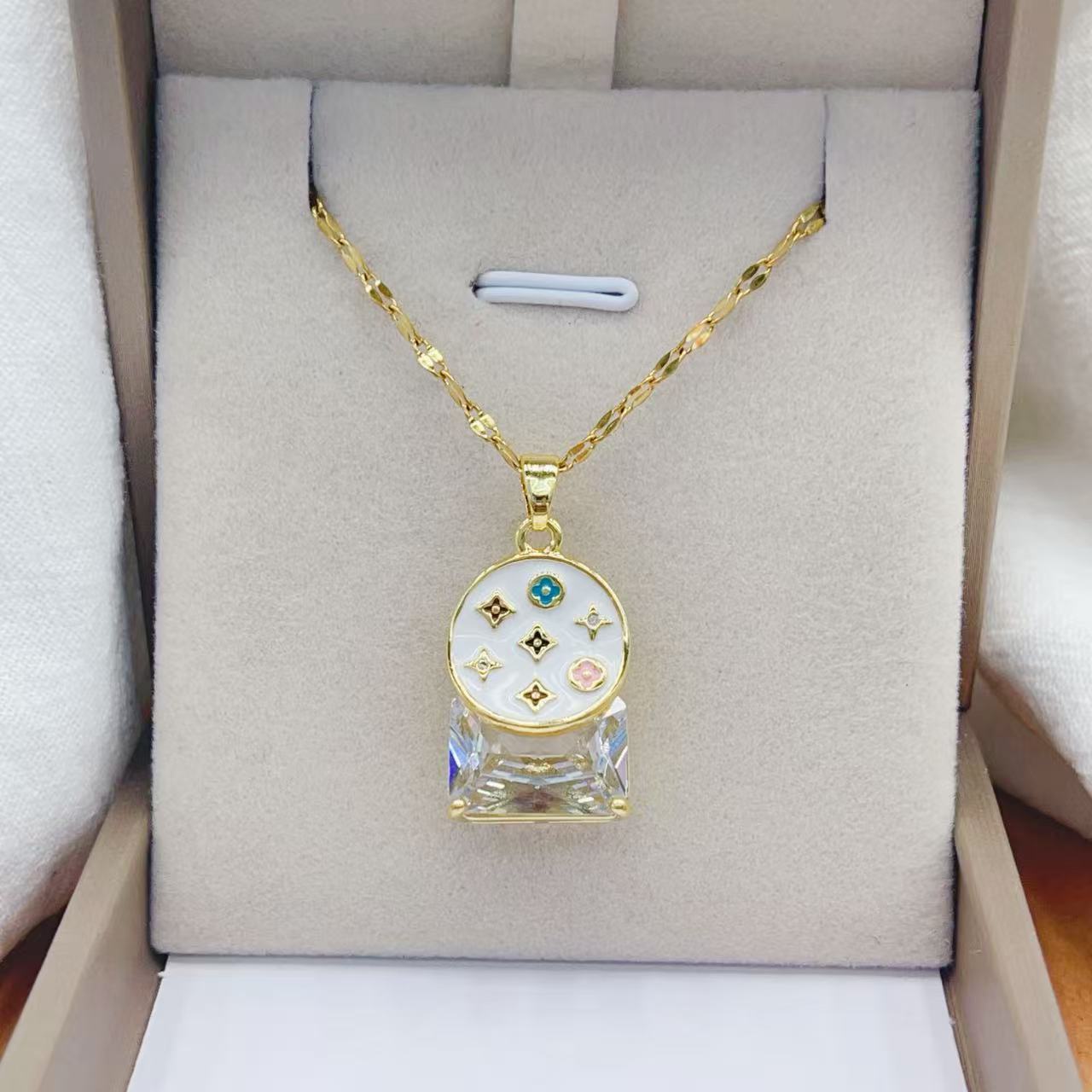 C43 LV Necklace Earrings