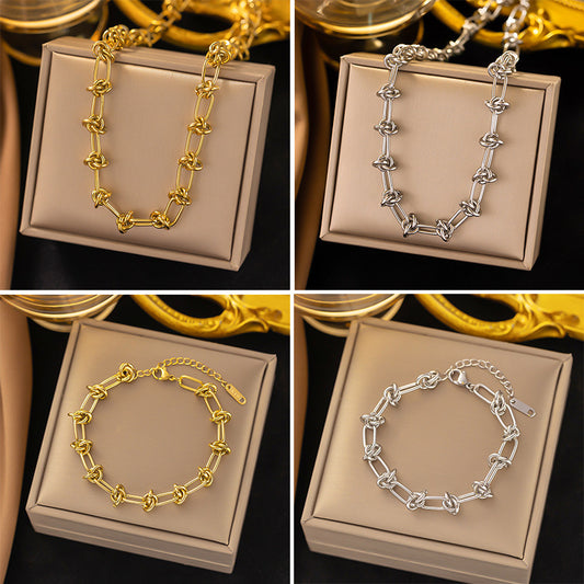 P3 Knot Chains