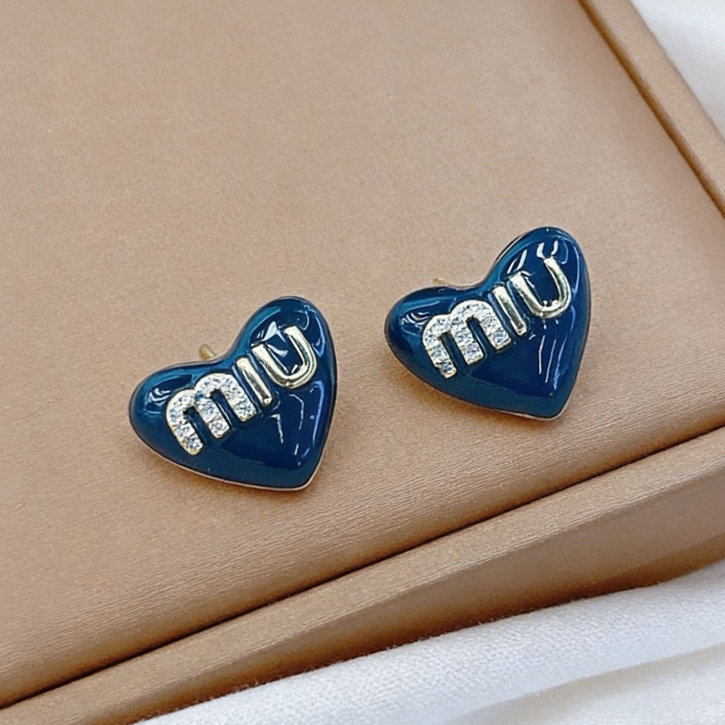 C22 Miu Earrings