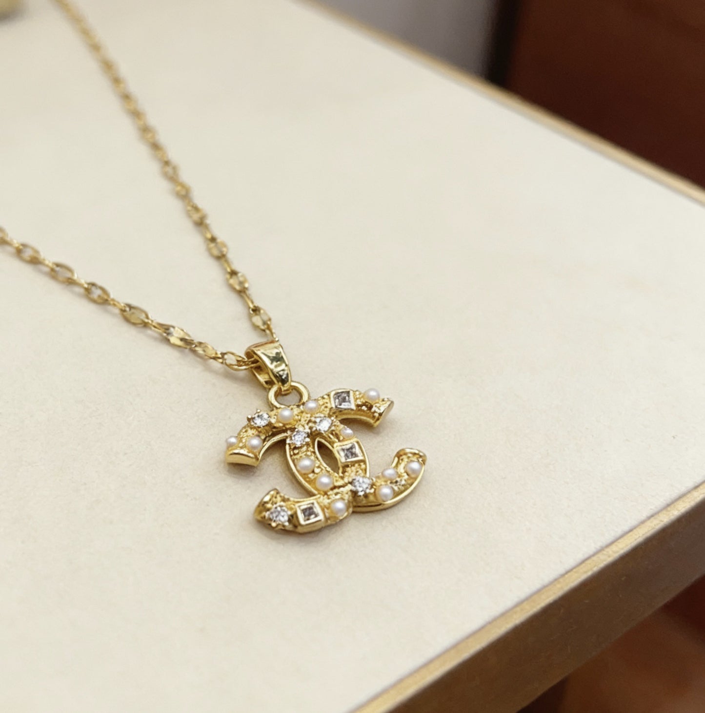 C32 CC Necklace Earrings