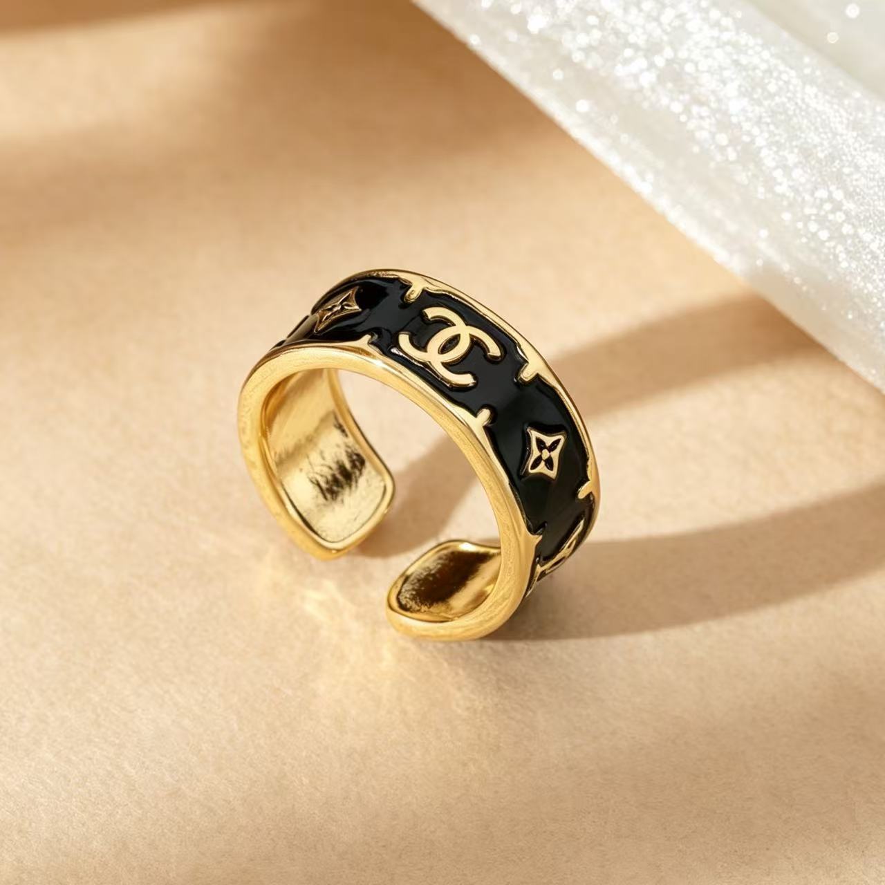 C6 CC Ring